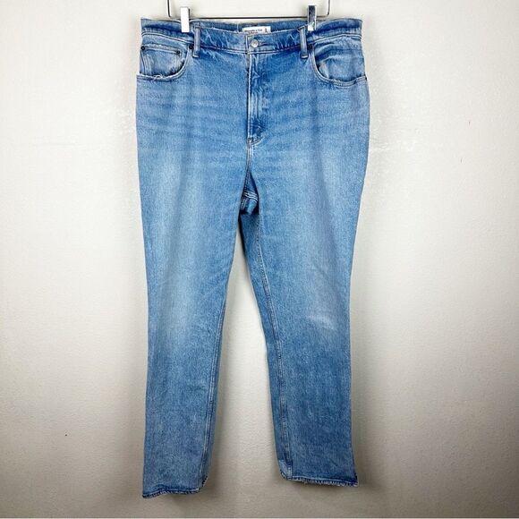 Abercrombie Curve Love Blue Denim Jeans Straight Leg Side Slit Size 16 Long - Picture 1 of 8